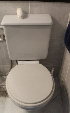 Casa de condomínio à venda com 96m², 3 quartos e 2 vagasBanheiro Social