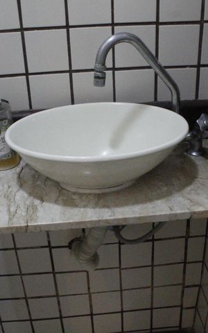 Casa de condomínio à venda com 96m², 3 quartos e 2 vagasLavabo