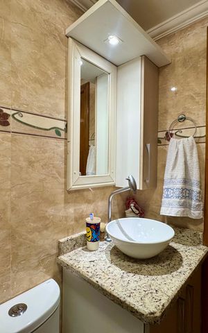 Apartamento à venda com 76m², 3 quartos e 2 vagas Apartamento à venda com 76m², 3 quartos e 2 vagasBanheiro 1