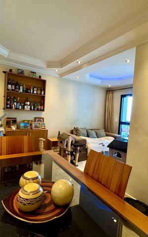 Apartamento à venda com 76m², 3 quartos e 2 vagas Apartamento à venda com 76m², 3 quartos e 2 vagasSala de Jantar