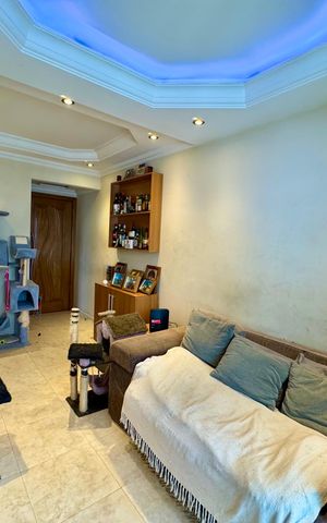 Apartamento à venda com 76m², 3 quartos e 2 vagas Apartamento à venda com 76m², 3 quartos e 2 vagasSala