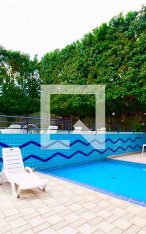Apartamento à venda com 76m², 3 quartos e 2 vagas Apartamento à venda com 76m², 3 quartos e 2 vagasÁrea comum - Piscina