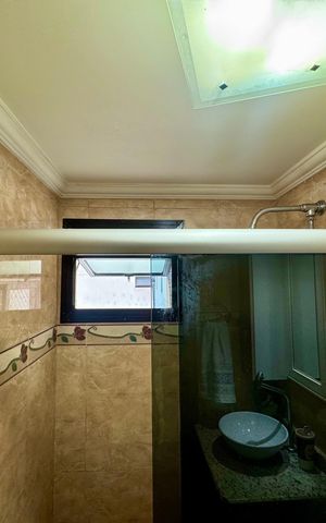 Apartamento à venda com 76m², 3 quartos e 2 vagas Apartamento à venda com 76m², 3 quartos e 2 vagasBanheiro 1