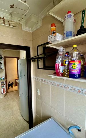 Apartamento à venda com 76m², 3 quartos e 2 vagas Apartamento à venda com 76m², 3 quartos e 2 vagasÁrea de Serviço