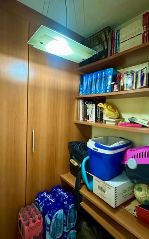Apartamento à venda com 76m², 3 quartos e 2 vagas Apartamento à venda com 76m², 3 quartos e 2 vagasDespensa
