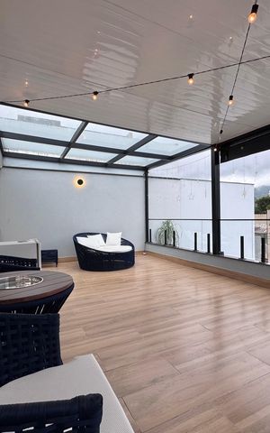 Casa de condomínio à venda com 217m², 3 quartos e 1 vaga Casa de condomínio à venda com 217m², 3 quartos e 1 vagaTerraço