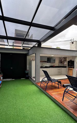 Casa de condomínio à venda com 217m², 3 quartos e 1 vaga Casa de condomínio à venda com 217m², 3 quartos e 1 vagaÁrea externa
