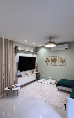 Casa de condomínio à venda com 217m², 3 quartos e 1 vaga Casa de condomínio à venda com 217m², 3 quartos e 1 vagaSala