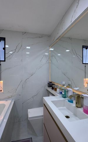 Casa de condomínio à venda com 217m², 3 quartos e 1 vaga Casa de condomínio à venda com 217m², 3 quartos e 1 vagaSuíte 1 - Banheiro
