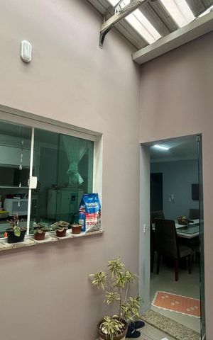 Casa à venda com 190m², 3 quartos e 2 vagas Casa à venda com 190m², 3 quartos e 2 vagasÁrea externa