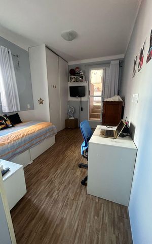 Casa à venda com 190m², 3 quartos e 2 vagas Casa à venda com 190m², 3 quartos e 2 vagasQuarto
