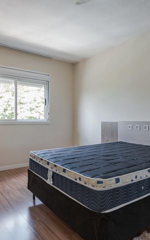 Casa à venda com 220m², 3 quartos e 3 vagas Casa à venda com 220m², 3 quartos e 3 vagasQuarto 3