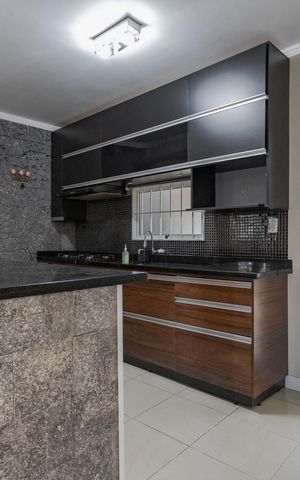 Casa à venda com 220m², 3 quartos e 3 vagas Casa à venda com 220m², 3 quartos e 3 vagasCozinha