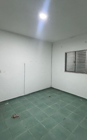 Casa para alugar com 180m², 2 quartos e 1 vaga Casa para alugar com 180m², 2 quartos e 1 vagaQuarto 1