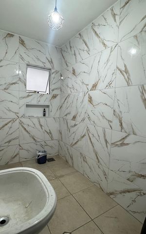 Casa para alugar com 180m², 2 quartos e 1 vaga Casa para alugar com 180m², 2 quartos e 1 vagaBanheiro