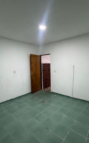 Casa para alugar com 180m², 2 quartos e 1 vaga Casa para alugar com 180m², 2 quartos e 1 vagaQuarto 1