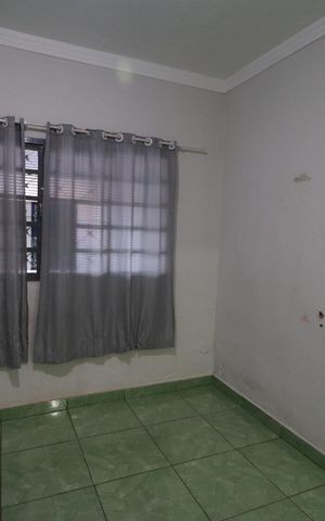 Casa para alugar com 200m², 2 quartos e 1 vagaSala