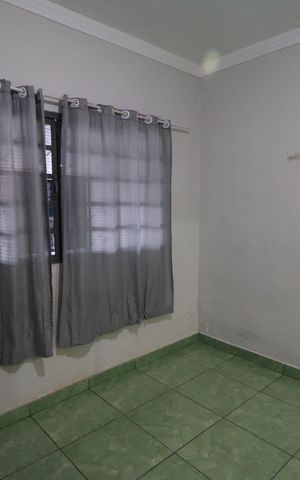 Casa para alugar com 200m², 2 quartos e 1 vagaSala