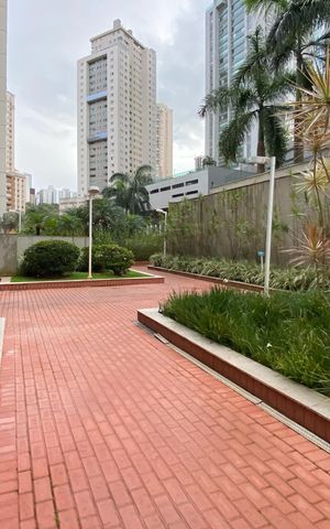 Apartamento para alugar com 303m², 4 quartos e 3 vagas Apartamento para alugar com 303m², 4 quartos e 3 vagasArea comum