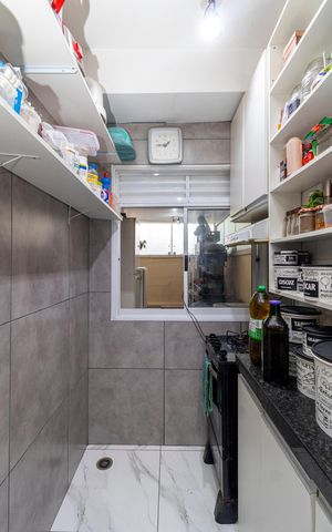 Apartamento para alugar com 100m², 2 quartos e 1 vaga Apartamento para alugar com 100m², 2 quartos e 1 vagaCozinha