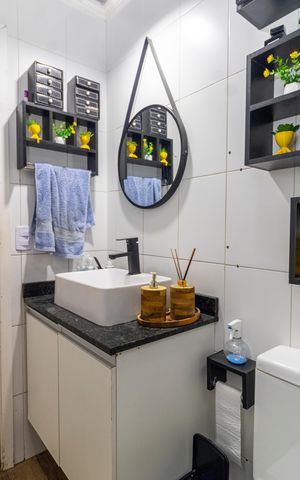 Apartamento para alugar com 100m², 2 quartos e 1 vaga Apartamento para alugar com 100m², 2 quartos e 1 vagaBanheiro