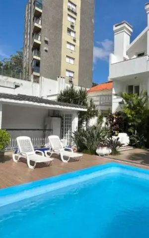 Casa à venda com 307m², 3 quartos e 2 vagasÁrea externa