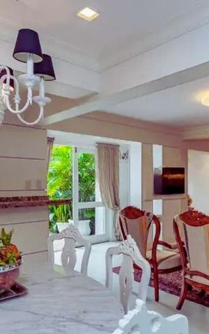 Casa à venda com 307m², 3 quartos e 2 vagasSala
