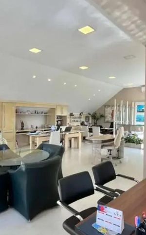 Casa à venda com 307m², 3 quartos e 2 vagasQuarto