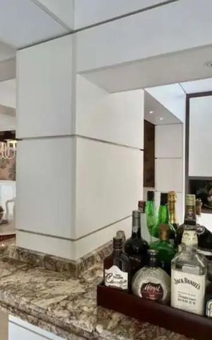 Casa à venda com 307m², 3 quartos e 2 vagasSala