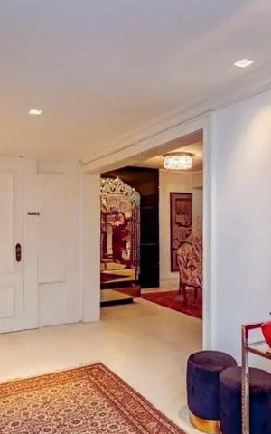 Casa à venda com 307m², 3 quartos e 2 vagasSala