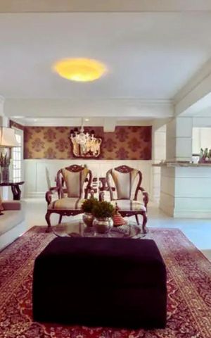 Casa à venda com 307m², 3 quartos e 2 vagasSala