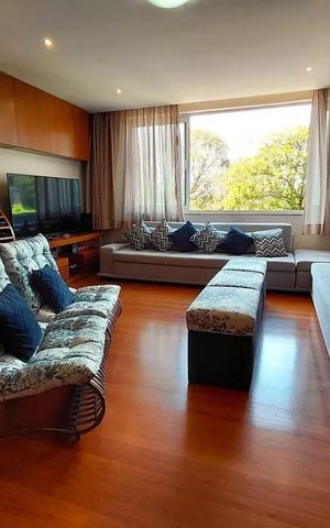 Apartamento à venda com 202m², 4 quartos e 1 vaga