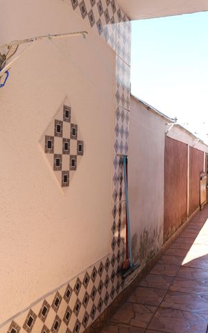 Casa à venda com 334m², 3 quartos e 4 vagasCorredor