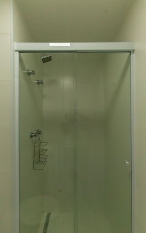 Apartamento para alugar com 63m², 2 quartos e 1 vaga Apartamento para alugar com 63m², 2 quartos e 1 vagaBanheiro da Suíte