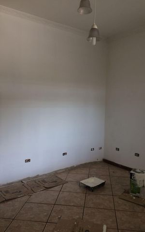 Casa à venda com 240m², 3 quartos e 2 vagas Casa à venda com 240m², 3 quartos e 2 vagasQuarto