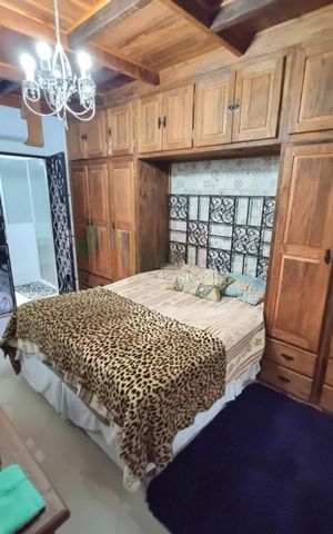 Casa à venda com 224m², 4 quartos e 2 vagas