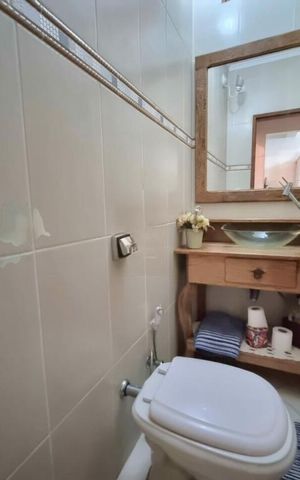 Casa à venda com 224m², 4 quartos e 2 vagas