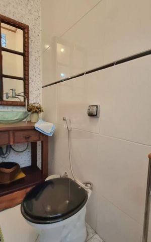 Casa à venda com 224m², 4 quartos e 2 vagas