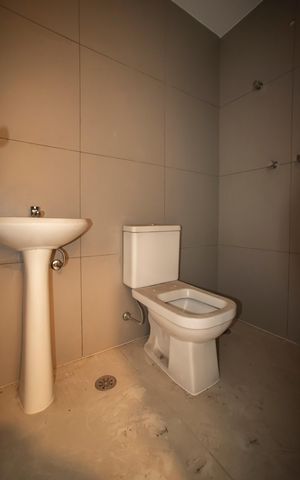 Apartamento à venda com 166m², 3 quartos e 2 vagasBanheiro de Serviço