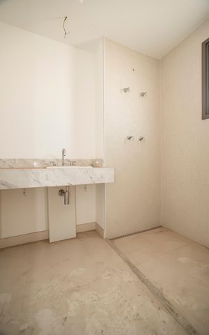 Apartamento à venda com 166m², 3 quartos e 2 vagasBanheiro da Suíte 3