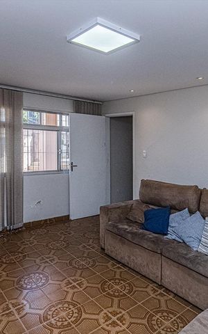 Casa à venda com 344m², 7 quartos e 4 vagas Casa à venda com 344m², 7 quartos e 4 vagassala casa 4_4
