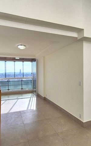 Apartamento para alugar com 206m², 3 quartos e 3 vagasSala