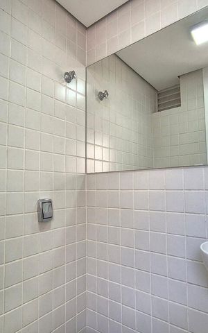 Apartamento para alugar com 206m², 3 quartos e 3 vagasBanheiro da Suíte