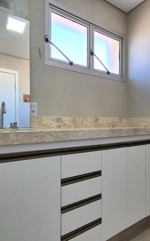 Apartamento para alugar com 206m², 3 quartos e 3 vagasBanheiro Social