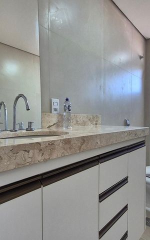 Apartamento para alugar com 206m², 3 quartos e 3 vagasBanheiro Social