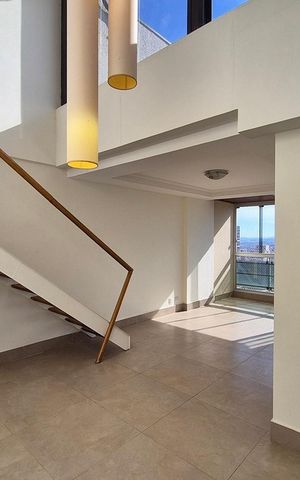 Apartamento para alugar com 206m², 3 quartos e 3 vagasSala