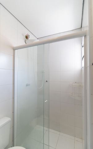 Casa de condomínio à venda com 112m², 3 quartos e 2 vagasBanheiro da Suíte