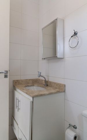 Casa de condomínio à venda com 112m², 3 quartos e 2 vagasBanheiro da Suíte