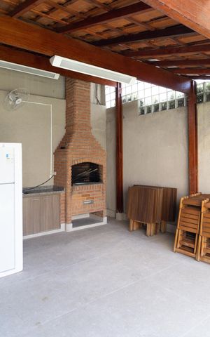 Casa de condomínio à venda com 112m², 3 quartos e 2 vagasChurrasqueira 