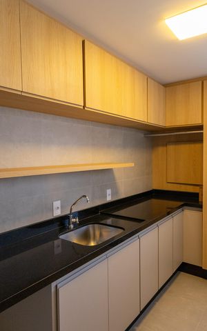 Apartamento à venda com 155m², 3 quartos e 3 vagas Apartamento à venda com 155m², 3 quartos e 3 vagasÁrea de Serviço